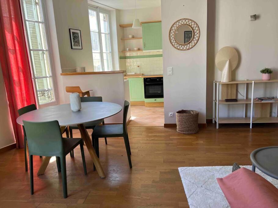 Appartement Au Centre D'Avinyon Dış mekan fotoğraf
